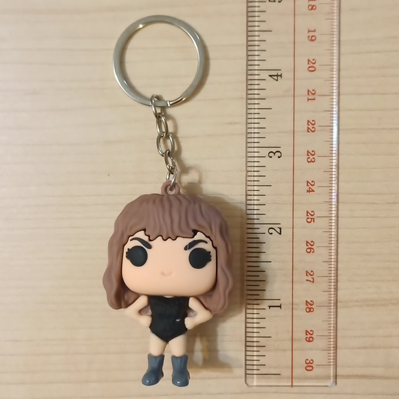 🆕 Taylor Swift Figurine Key Chain Bag Clip Chain - Picture 5 of 6